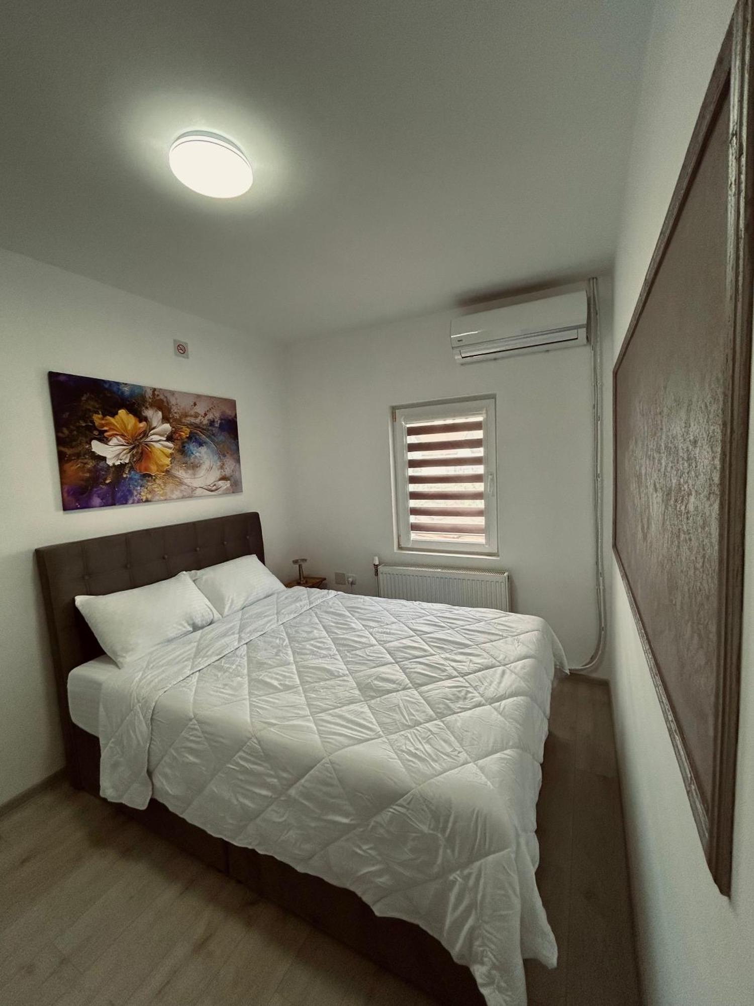 Greenhill Apartments Κουμάνοβο Εξωτερικό φωτογραφία