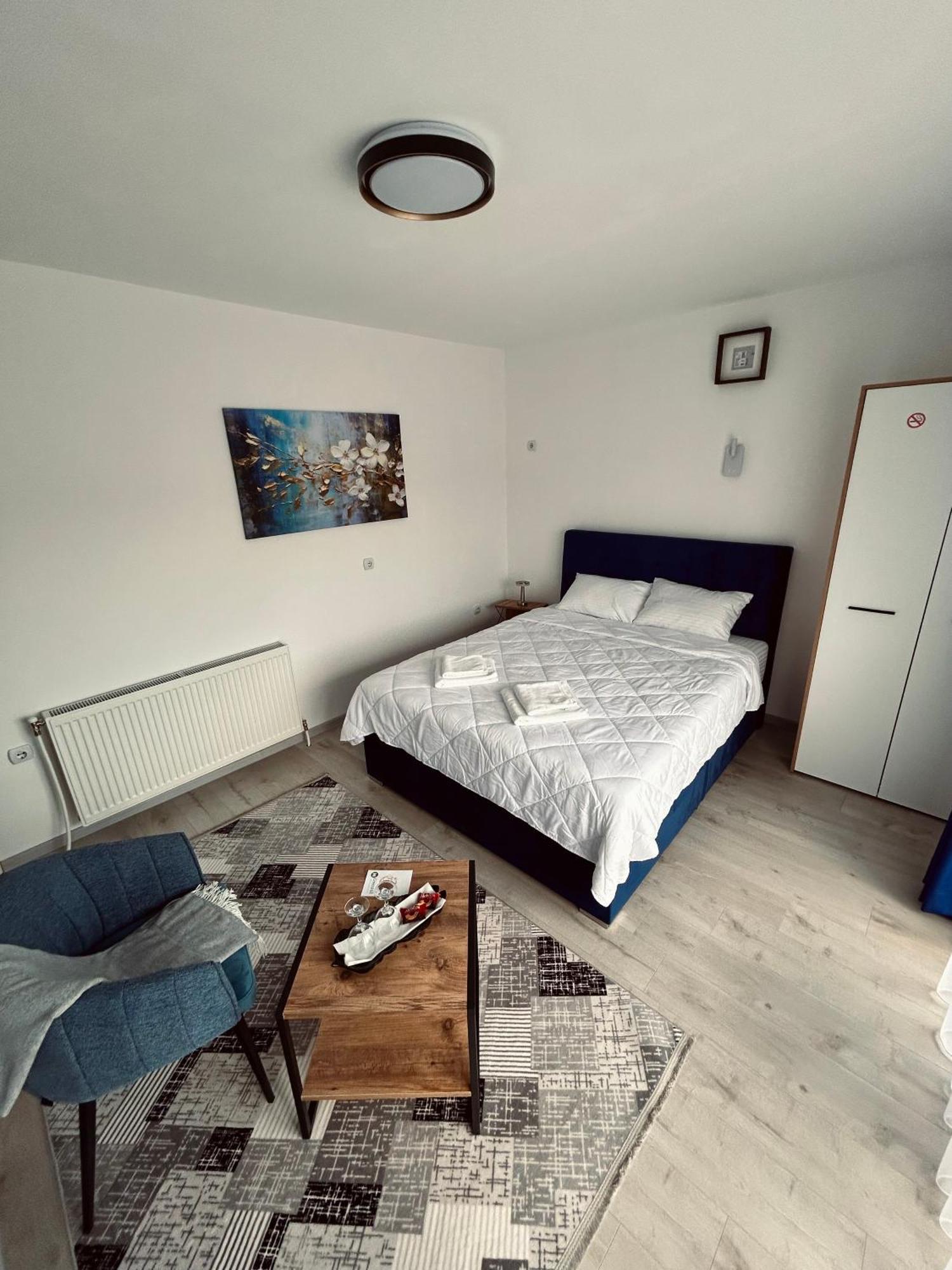 Greenhill Apartments Κουμάνοβο Εξωτερικό φωτογραφία