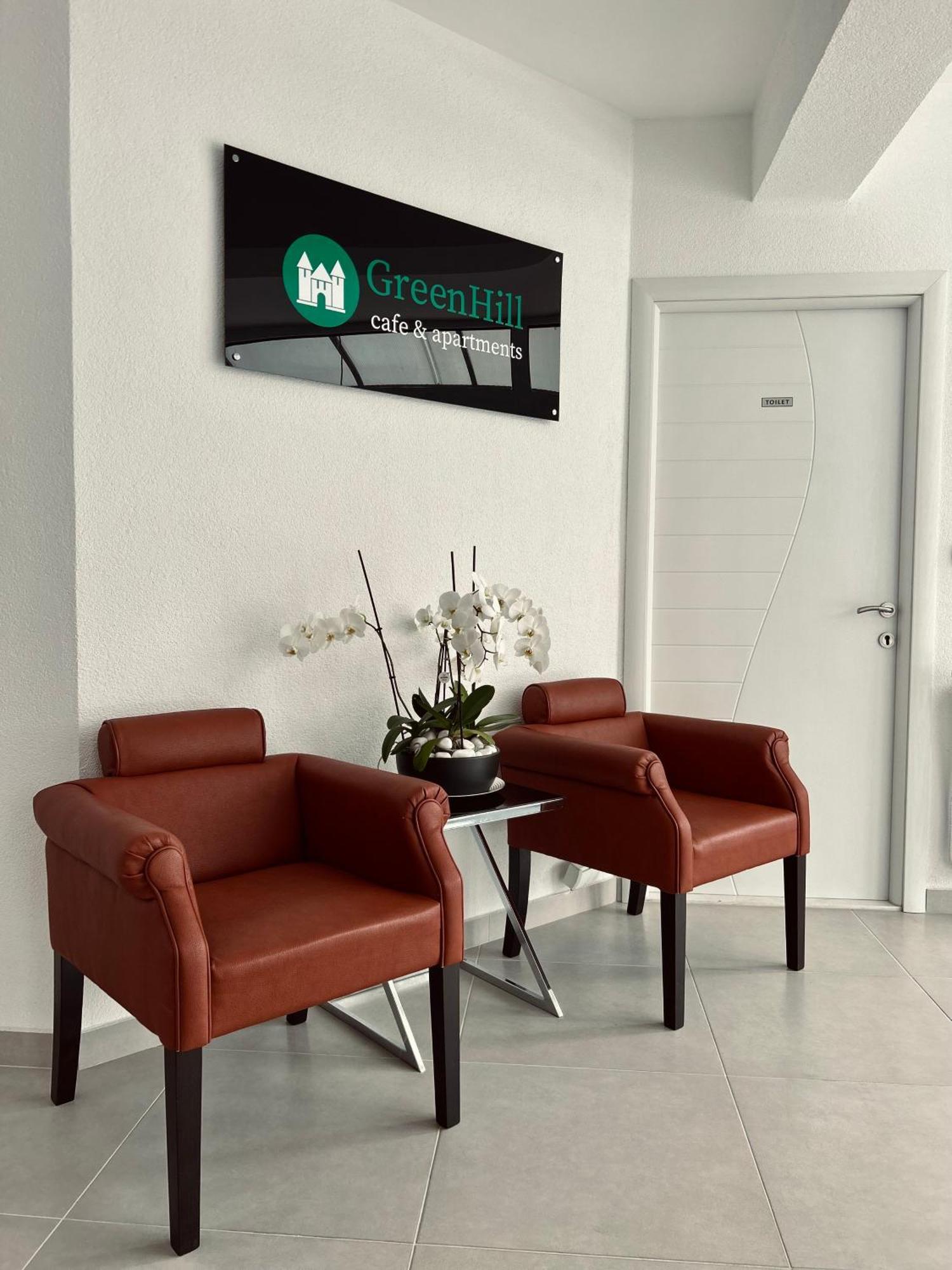 Greenhill Apartments Κουμάνοβο Εξωτερικό φωτογραφία