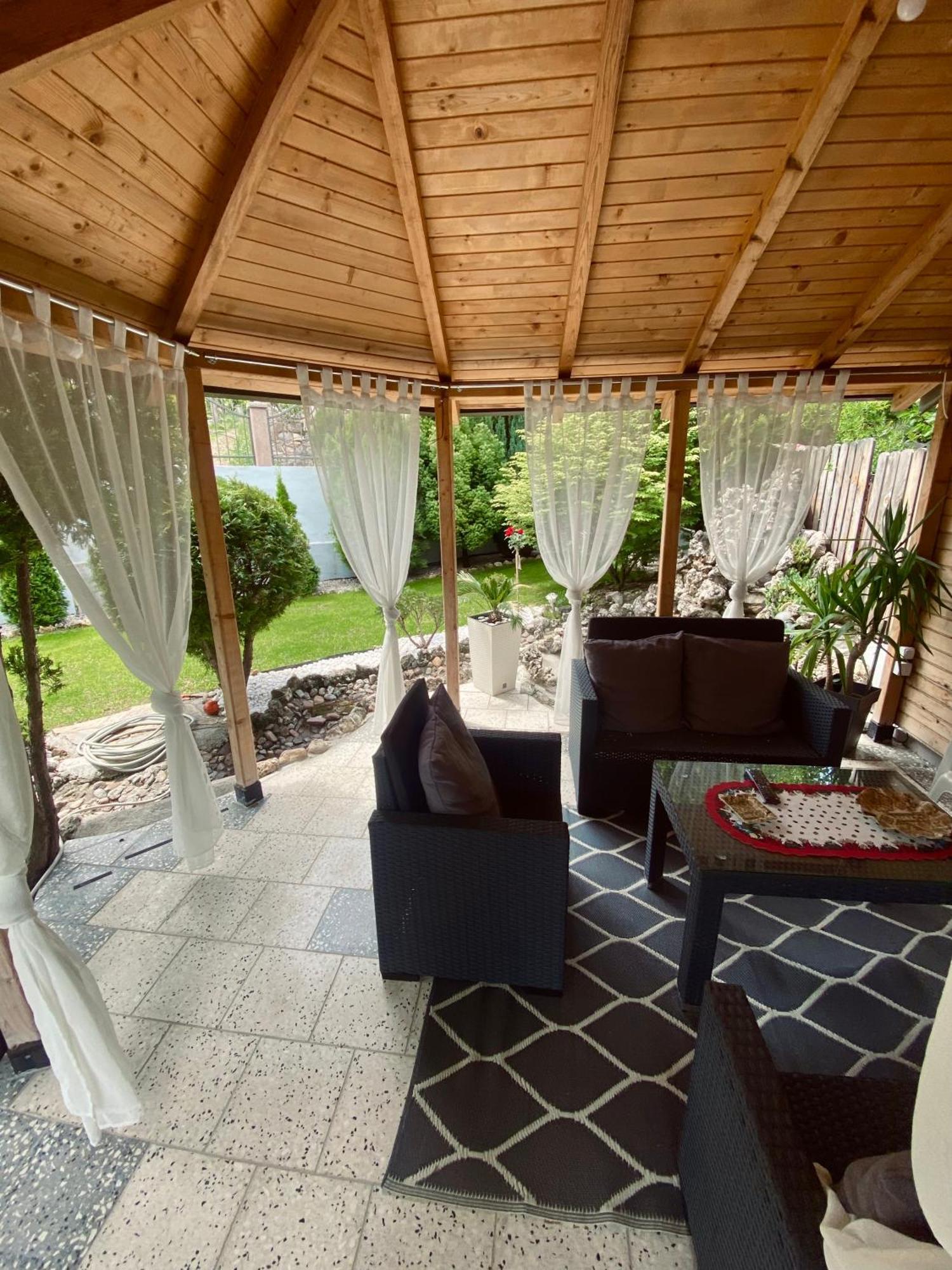 Greenhill Apartments Κουμάνοβο Εξωτερικό φωτογραφία